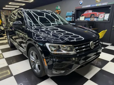 Another view of 2020 Volkswagen Tiguan SE Sport Utility 4D for sale in North Miami Beach, FL at Wanted Cars