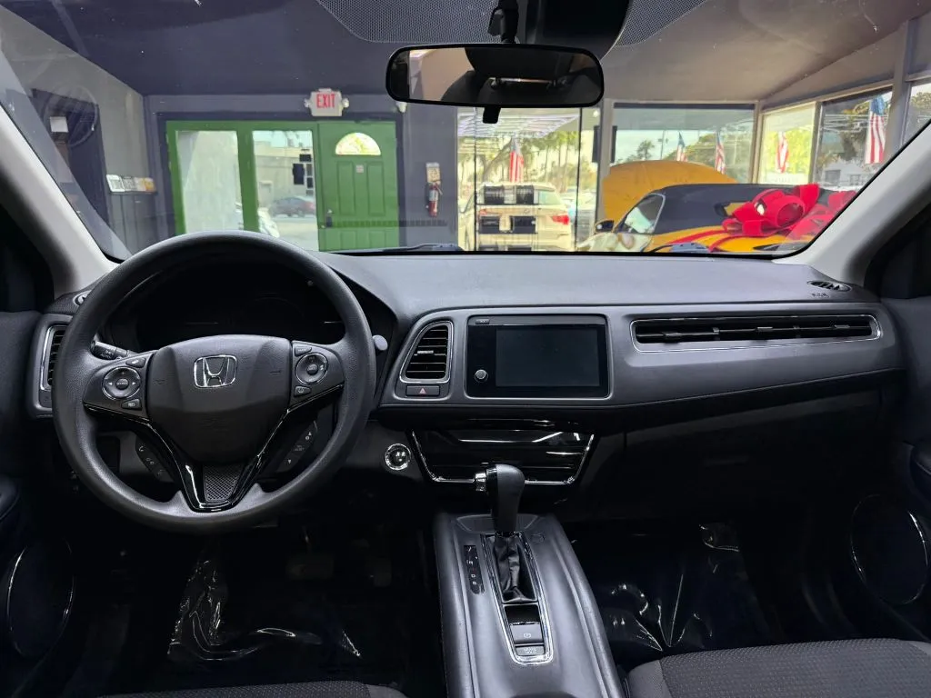 2021 Honda HR-V EX - Photo 17