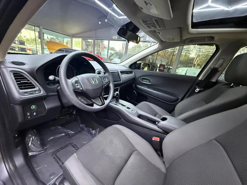 2021 Honda HR-V EX - Photo 25