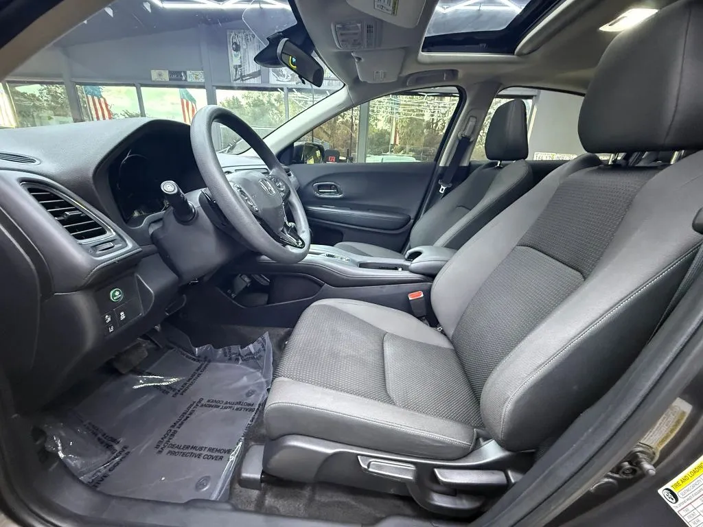 2021 Honda HR-V EX - Photo 24