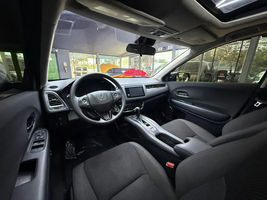 2021 Honda HR-V EX - Photo 22
