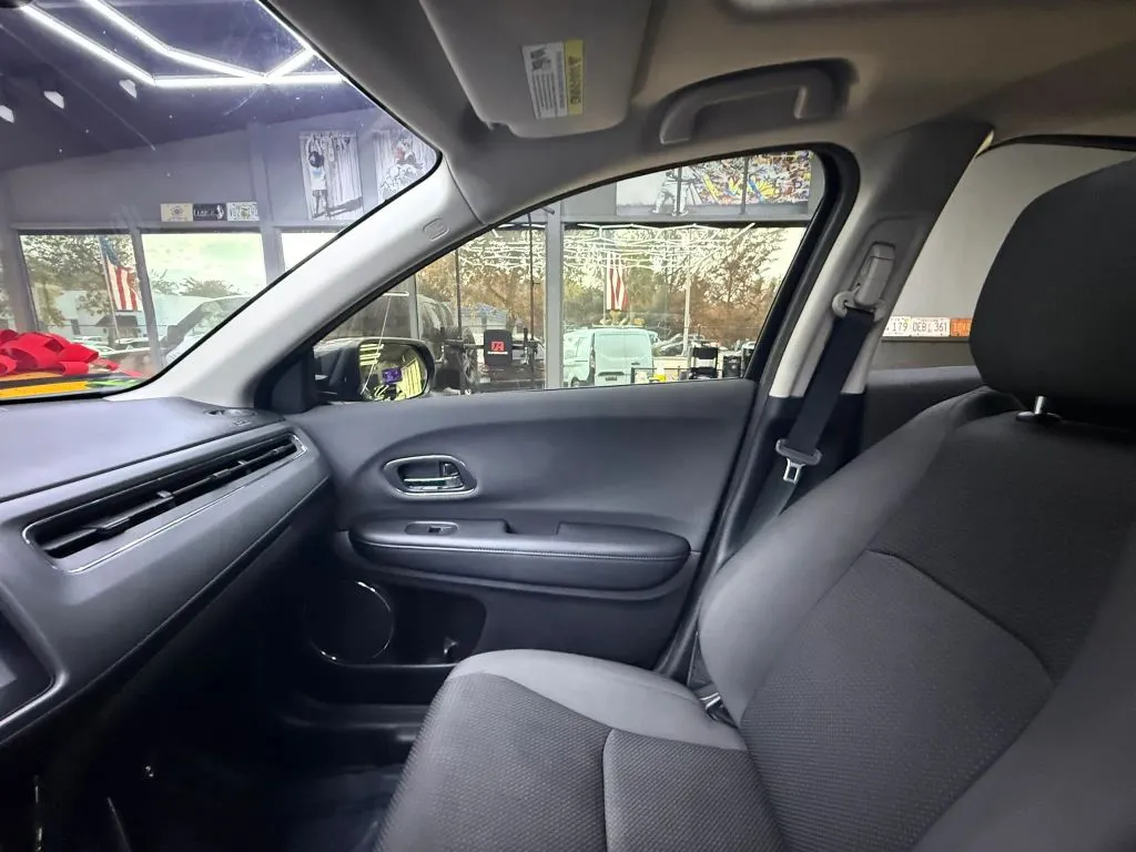2021 Honda HR-V EX - Photo 33