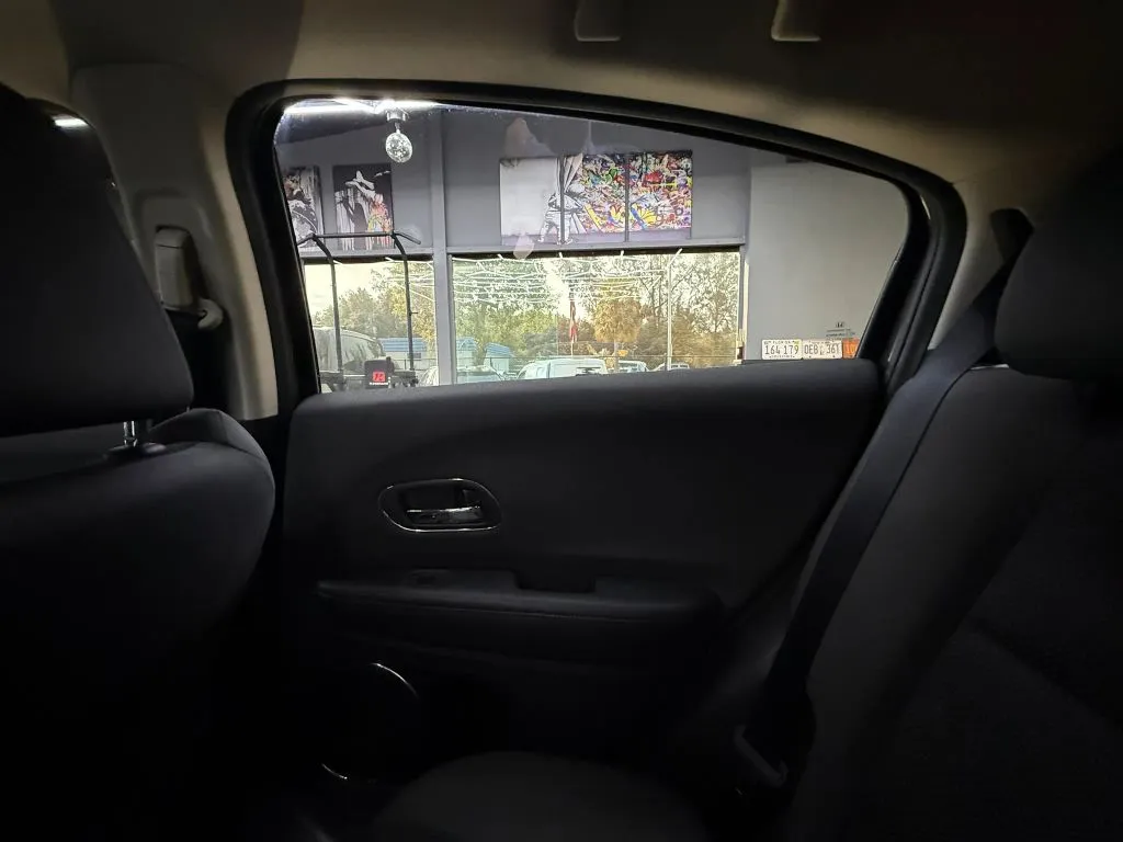 2021 Honda HR-V EX - Photo 19