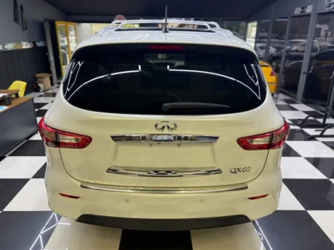 More photos of 2014 INFINITI QX60 Hybrid Sport Utility 4D at Wanted Cars, FL