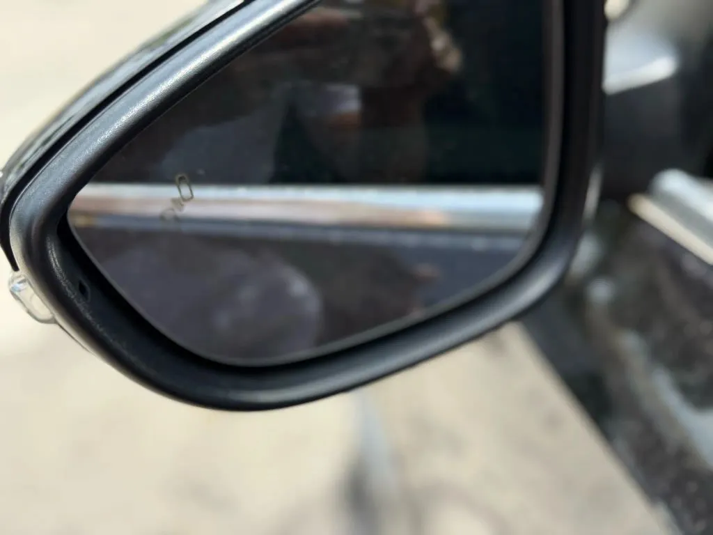 2018 Volkswagen Passat 2.0T photo 5