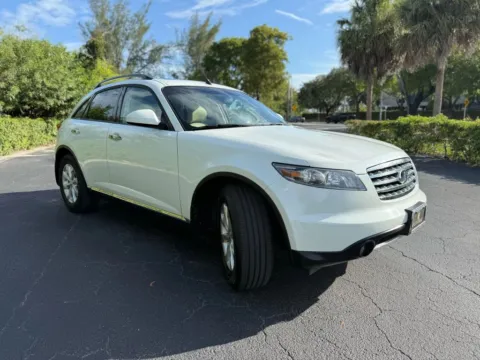 More photos of 2006 INFINITI FX 35 Sport Utility 4D at Wanted Cars, FL