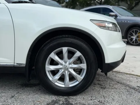 More photos of 2006 INFINITI FX 35 Sport Utility 4D at Wanted Cars, FL