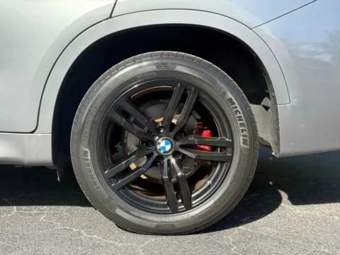 More photos of 2015 BMW X6 xDrive35i Sport Utility 4D at Wanted Cars, FL