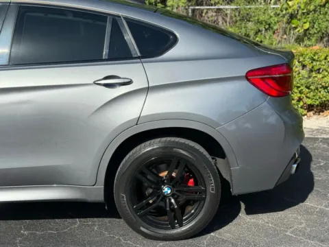 More photos of 2015 BMW X6 xDrive35i Sport Utility 4D at Wanted Cars, FL