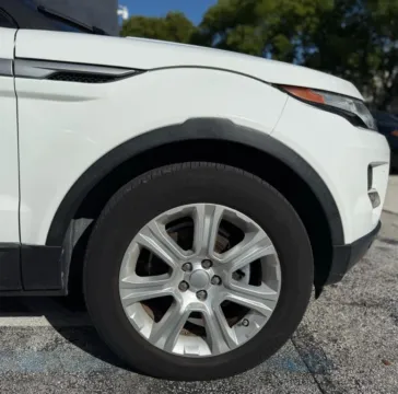 More photos of 2014 Land Rover Range Rover Evoque Pure Plus Sport Utility 4D at Wanted Cars, FL