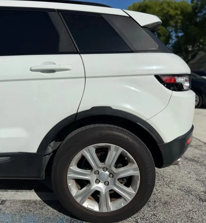2014 Land Rover Range Rover Evoque Pure Plus photo 14