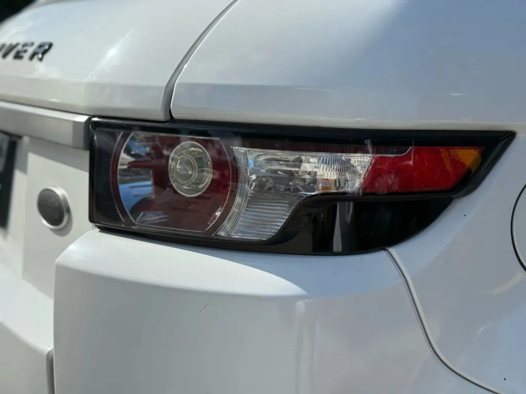 2014 Land Rover Range Rover Evoque Pure Plus photo 7