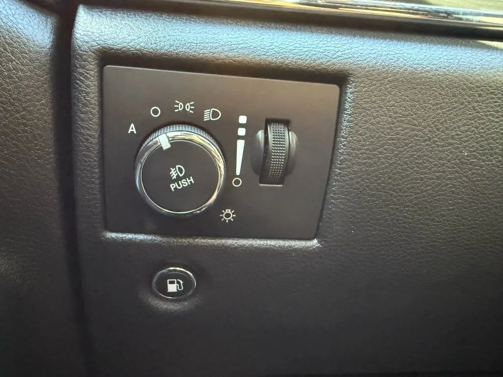 2015 Jeep Grand Cherokee Overland Sport photo 15
