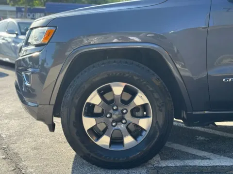More photos of 2015 Jeep Grand Cherokee Overland Sport Utility 4D at Wanted Cars, FL