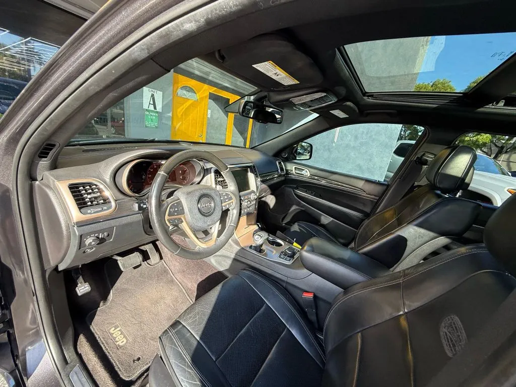 2015 Jeep Grand Cherokee Overland Sport photo 4