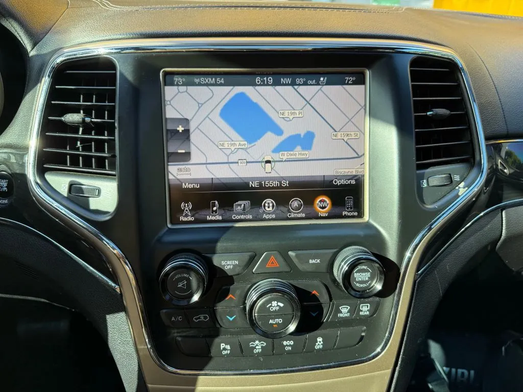 2015 Jeep Grand Cherokee Overland Sport photo 5