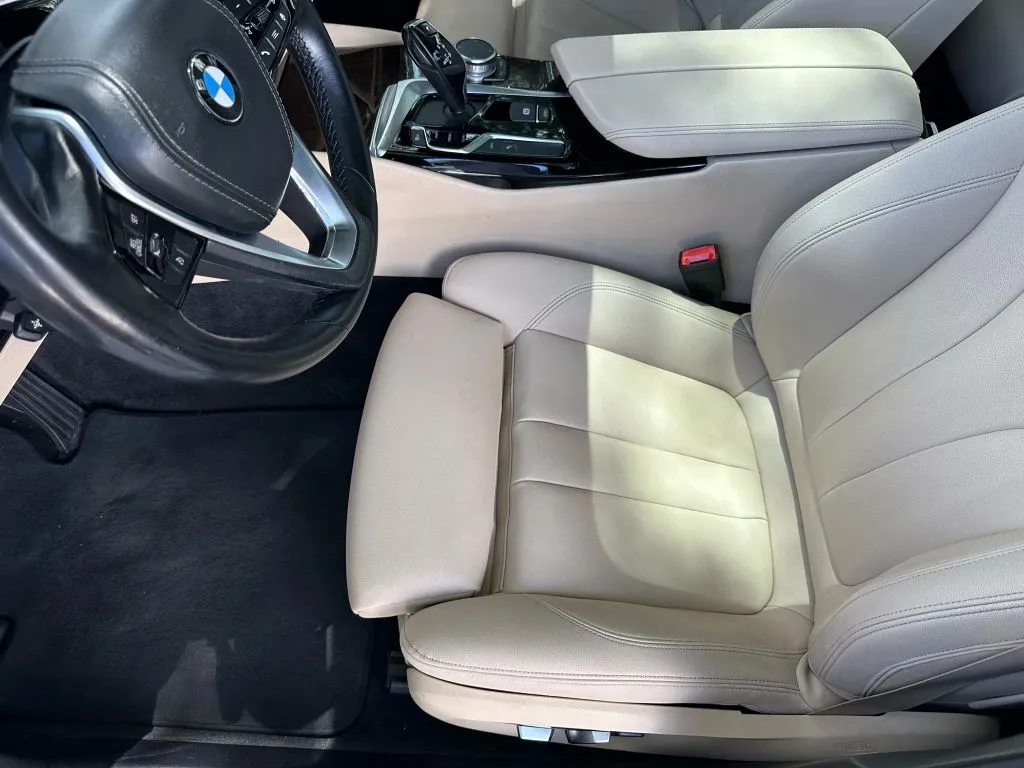 2020 Bmw 530e Sedan photo 15