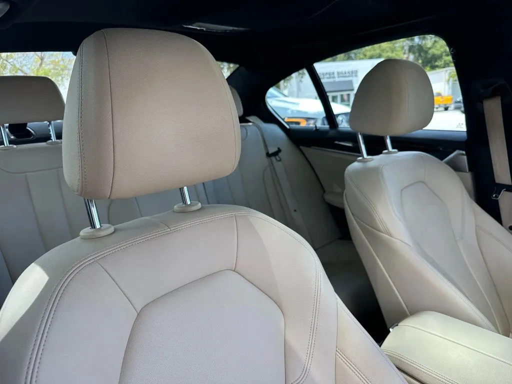 2020 Bmw 530e Sedan photo 5