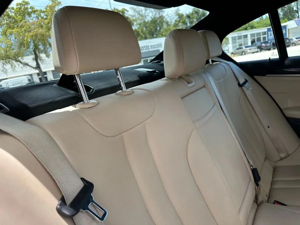 2020 Bmw 530e Sedan photo 12