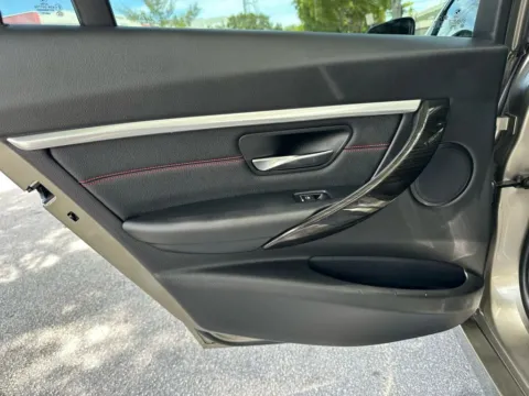 More photos of 2018 BMW 3 Series 330i xDrive Sedan 4D at Wanted Cars, FL