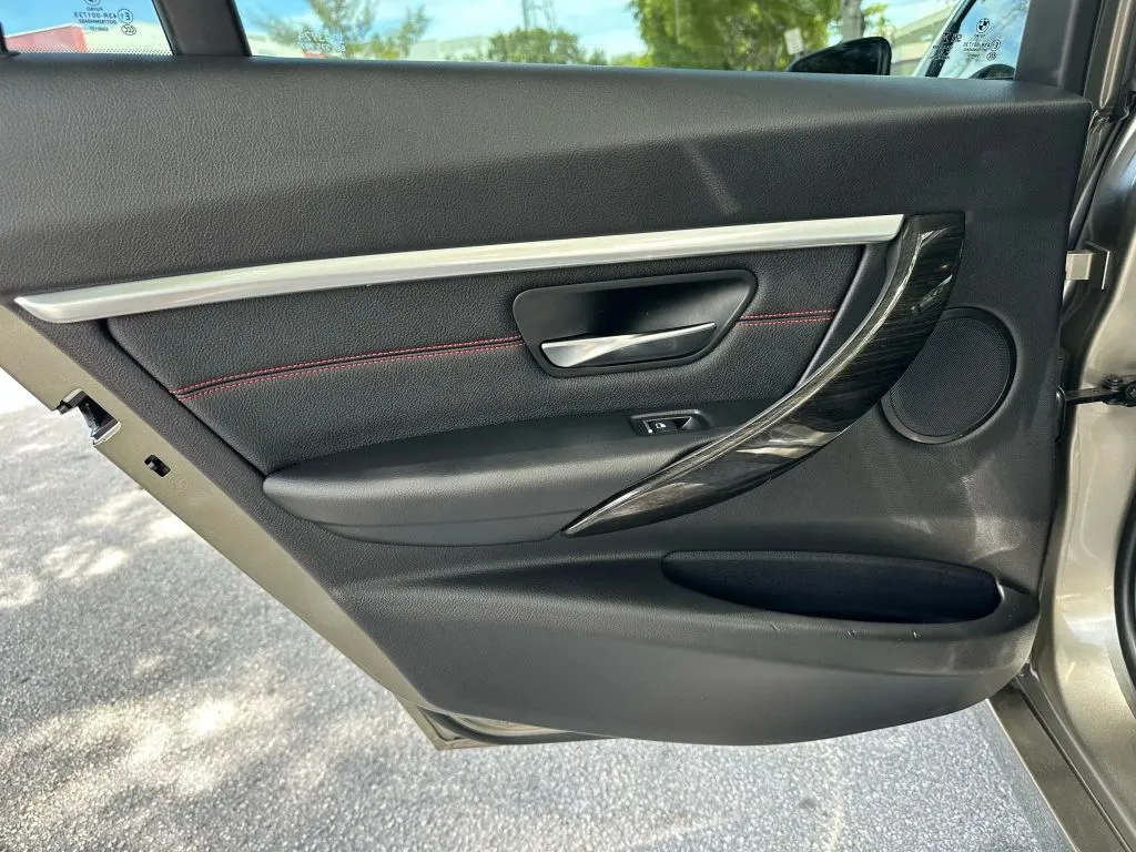 2018 Bmw 330i xDrive Sedan photo 11