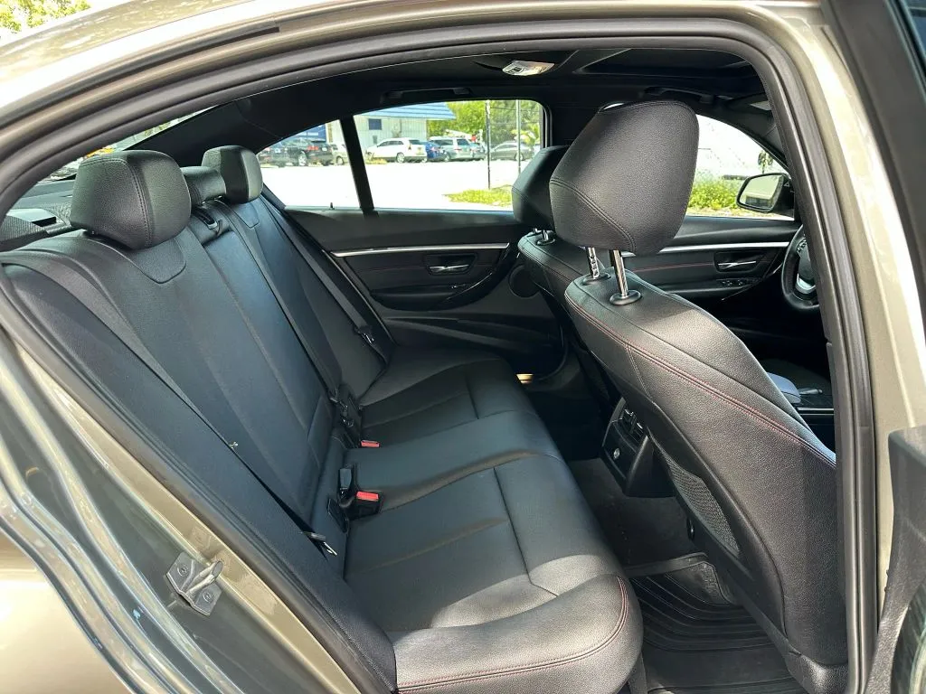 2018 Bmw 330i xDrive Sedan photo 4