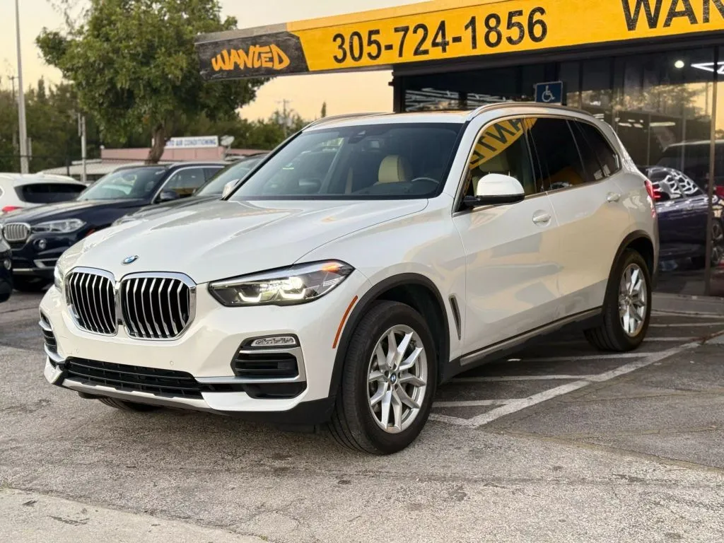 White 2020 BMW X5 xDrive40i Sport Utility 4D for sale in North Miami Beach, FL