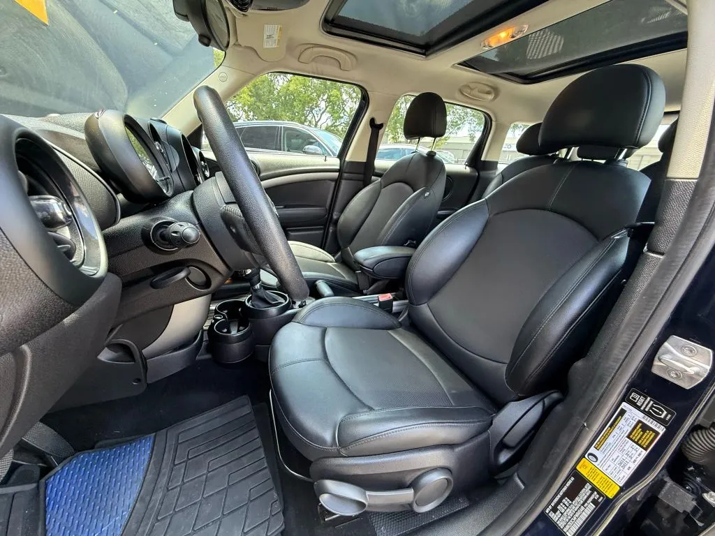 2015 Mini Countryman photo 19