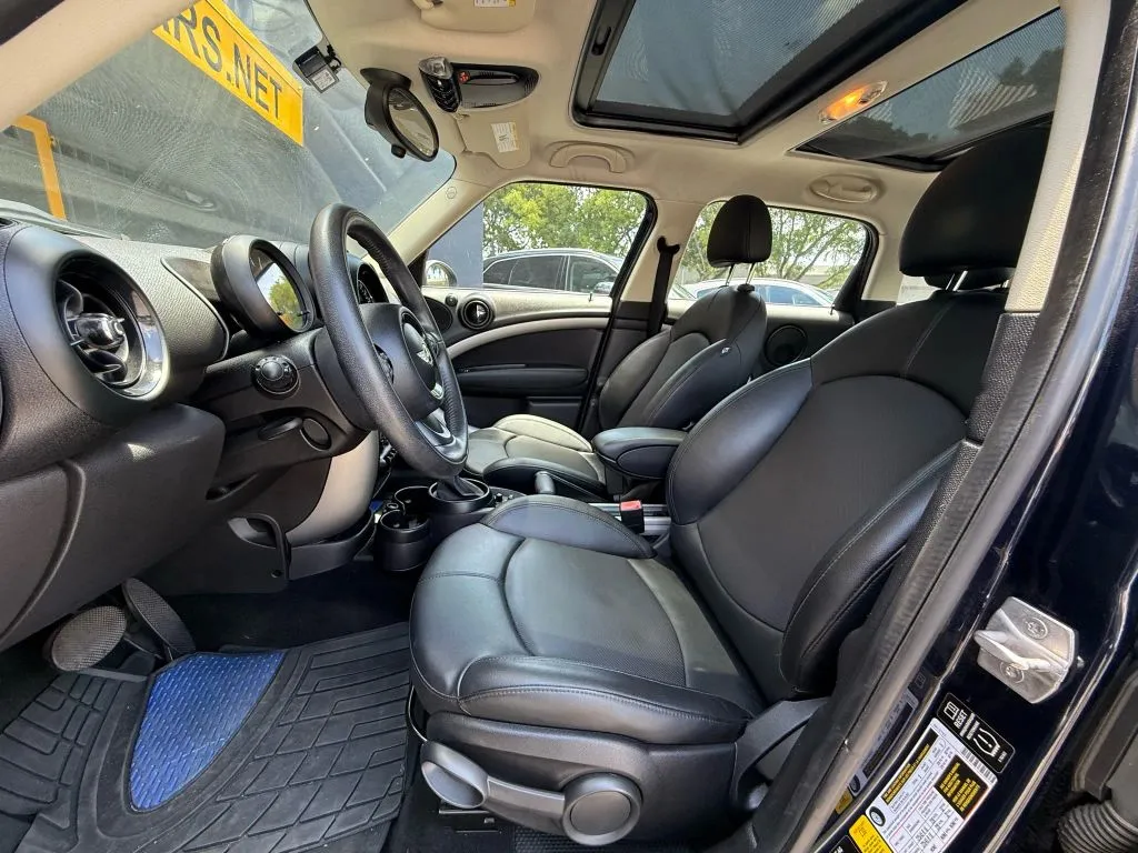 2015 Mini Countryman photo 11