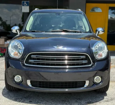 Photos of 2015 MINI Countryman Cooper Hatchback 4D for sale in North Miami Beach, FL at Wanted Cars