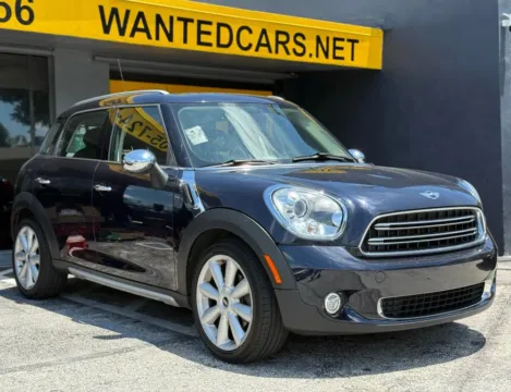 Another view of 2015 MINI Countryman Cooper Hatchback 4D for sale in North Miami Beach, FL at Wanted Cars