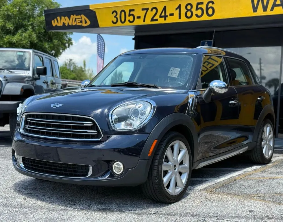 Green 2015 MINI Countryman Cooper Hatchback 4D for sale in North Miami Beach, FL