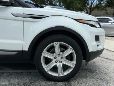 More photos of 2015 Land Rover Range Rover Evoque Pure Plus Sport Utility 4D at Wanted Cars, FL