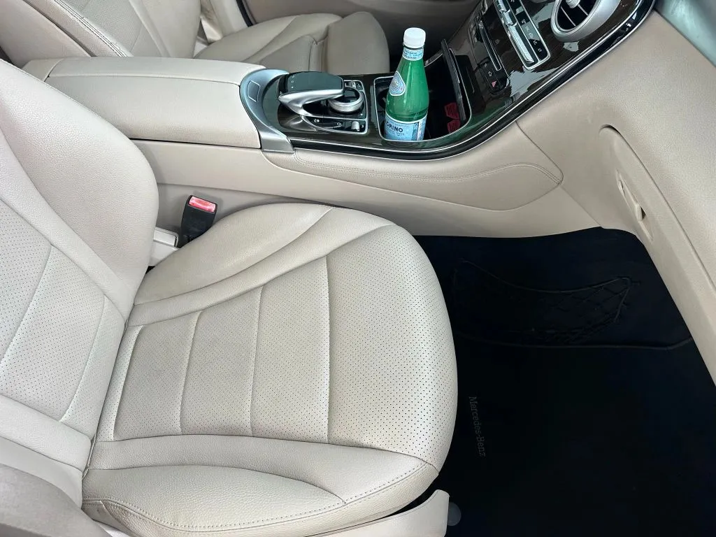 2016 Mercedes Benz GLC 300 photo 5