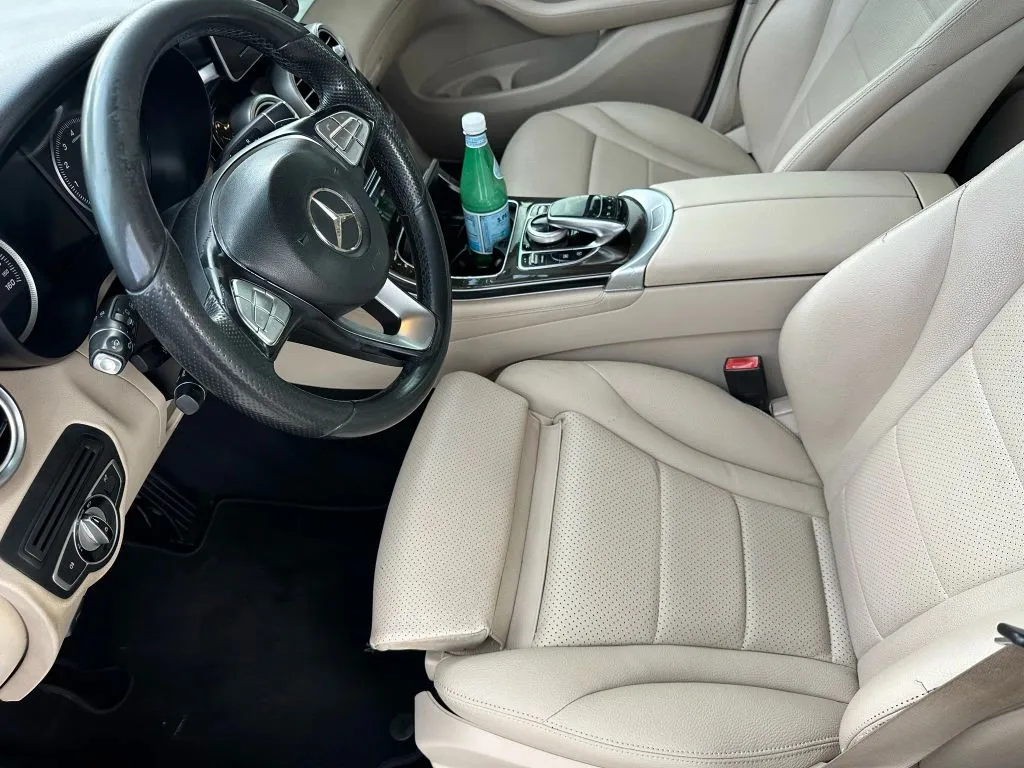 2016 Mercedes Benz GLC 300 photo 13