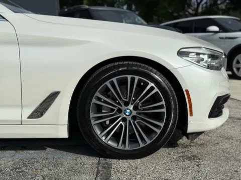 More photos of 2018 BMW 5 Series 530i Sedan 4D at Wanted Cars, FL