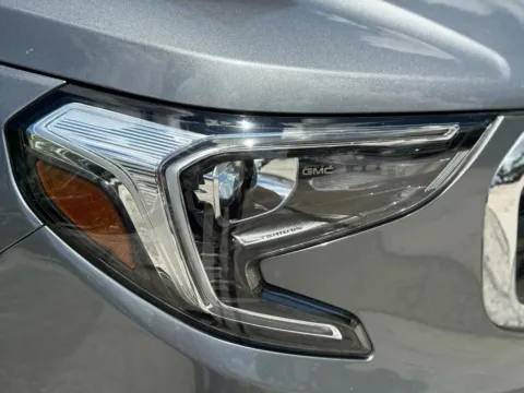 More photos of 2020 GMC Terrain SLE Sport Utility 4D at Wanted Cars, FL