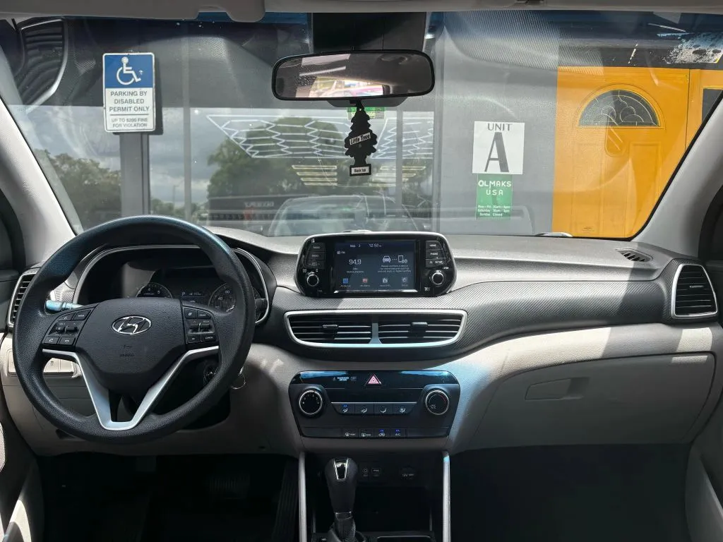 2019 Hyundai Tucson SE Sport photo 8