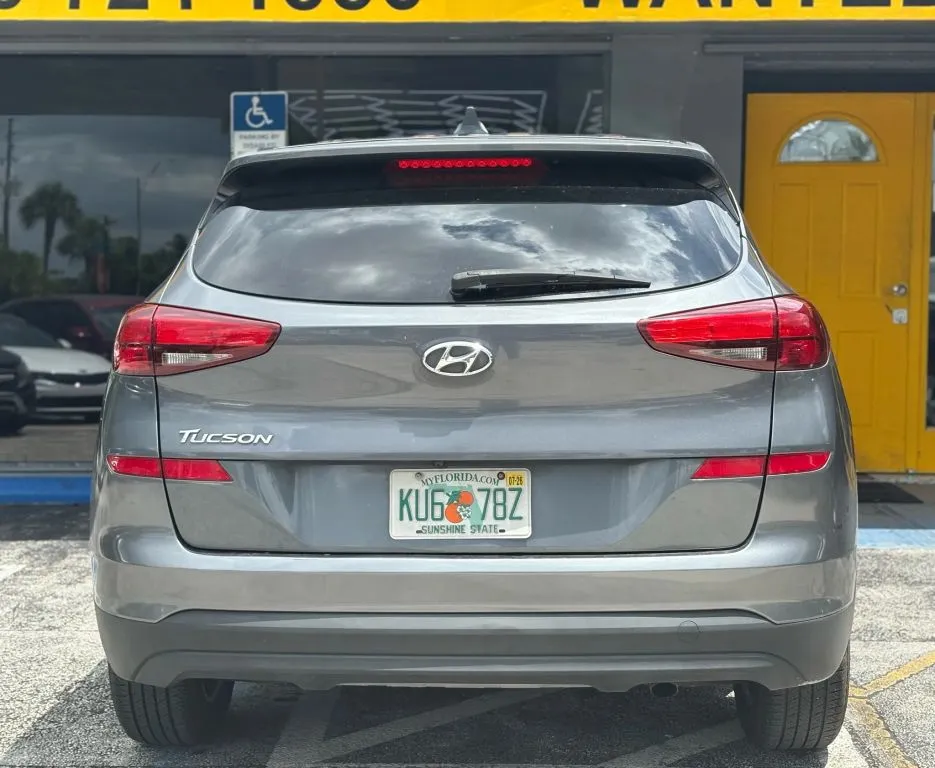 2019 Hyundai Tucson SE Sport photo 18