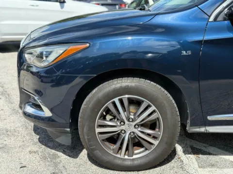 More photos of 2019 INFINITI QX60 PURE Sport Utility 4D at Wanted Cars, FL