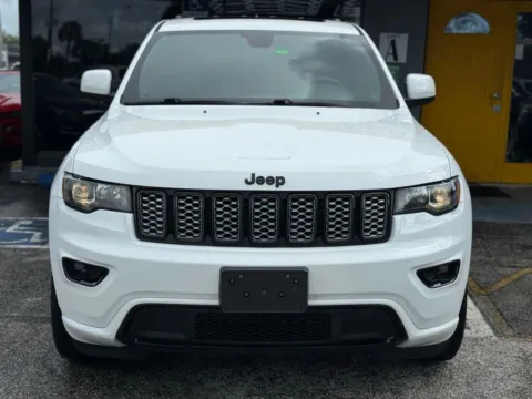 Photos of 2018 Jeep Grand Cherokee Altitude Sport Utility 4D for sale in North Miami Beach, FL at Wanted Cars