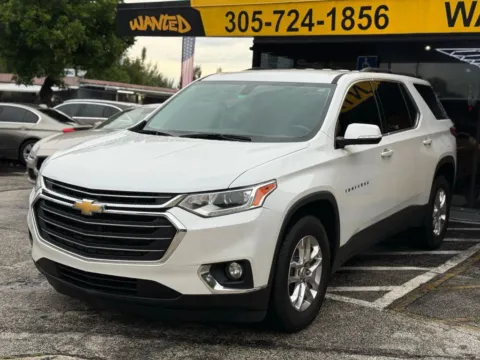 White 2019 Chevrolet Traverse LT Sport Utility 4D for sale in North Miami Beach, FL