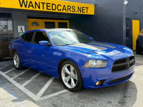 More photos of 2013 Dodge Charger R/T Sedan 4D at Wanted Cars, FL