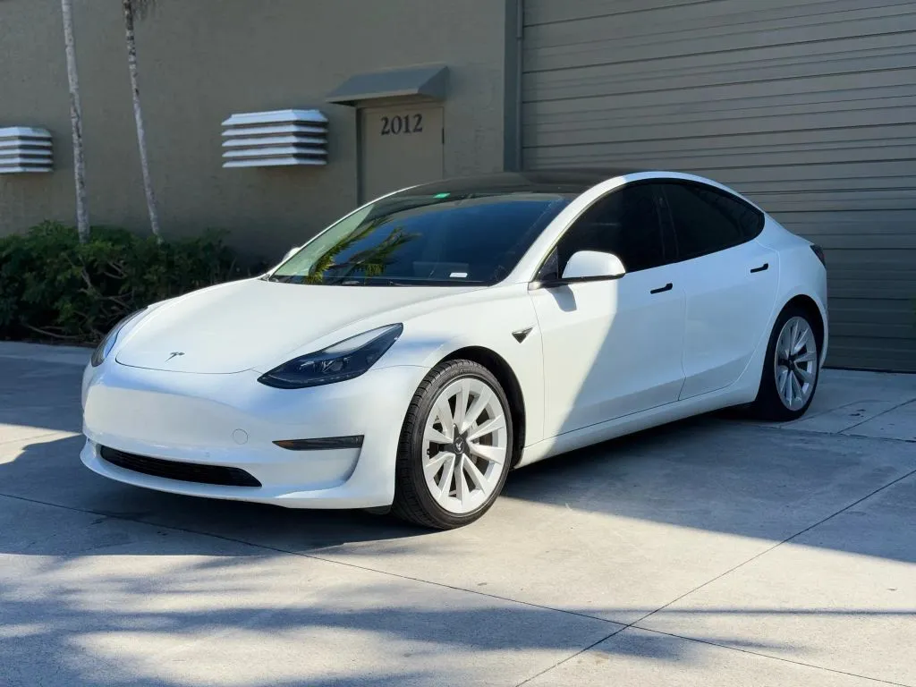 Blue 2022 Tesla Model 3 Long Range Sedan 4D for sale in North Miami Beach, FL