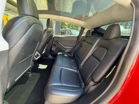 More photos of 2022 Tesla Model Y Long Range Sport Utility 4D at Wanted Cars, FL