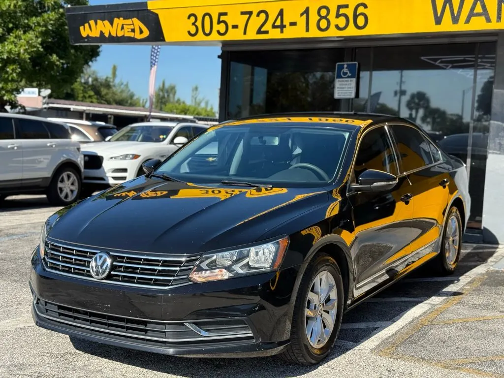 2016 Volkswagen Passat S