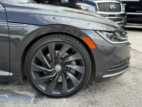 More photos of 2020 Volkswagen Arteon SE Sedan 4D at Wanted Cars, FL