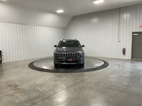 Photos of 2018 Jeep Cherokee Overland for sale in Fort Wayne, IN at True North Auto Sales