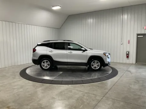 More photos of 2022 GMC Terrain SLE at True North Auto Sales, IN