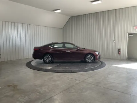 More photos of 2023 Nissan Altima 2.5 SV at True North Auto Sales, IN